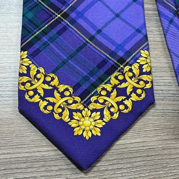 Gianni Versace 100% Silk Tie Medusa Head Baroque Tartan Plaid 57” 3 3/4” - Picture 3 of 11